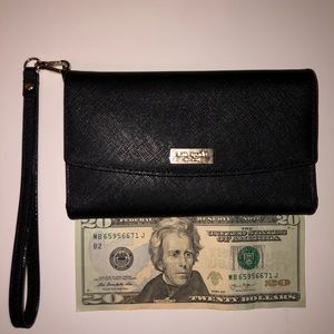 Kate spade ♠️ Phone Wallet Wristlet